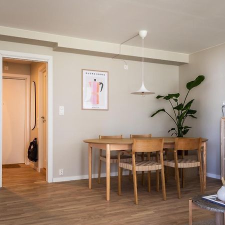 Scandinavian Apartment With 2 Bedrooms And Terrasse - Close To Storo Storsenter And All Public Transport Oslo Exterior foto